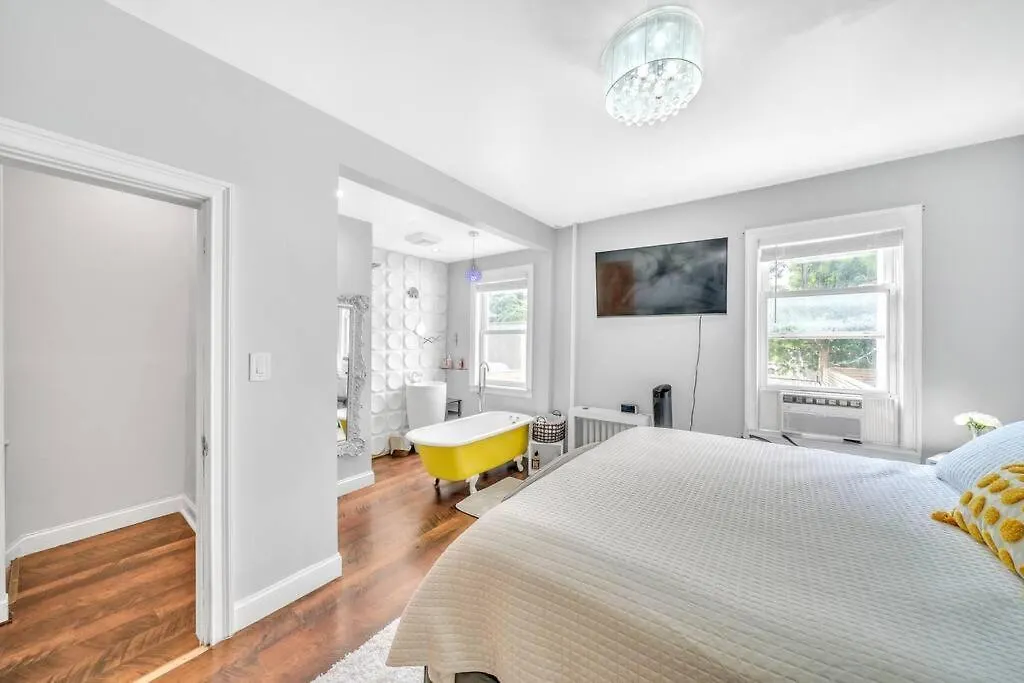3 Bedroom Duplex W Large Backyard Nova Iorque Apartamento