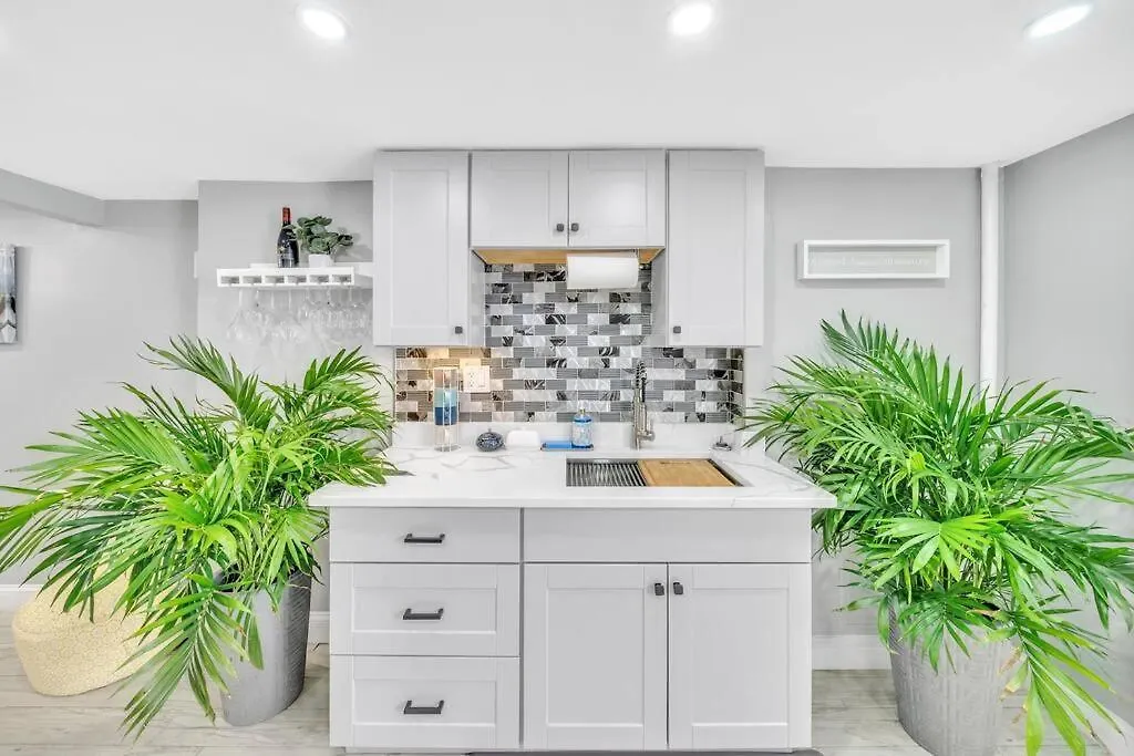 3 Bedroom Duplex W Large Backyard Nova Iorque